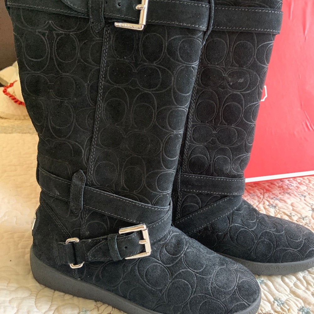 Coach Thelma Boot